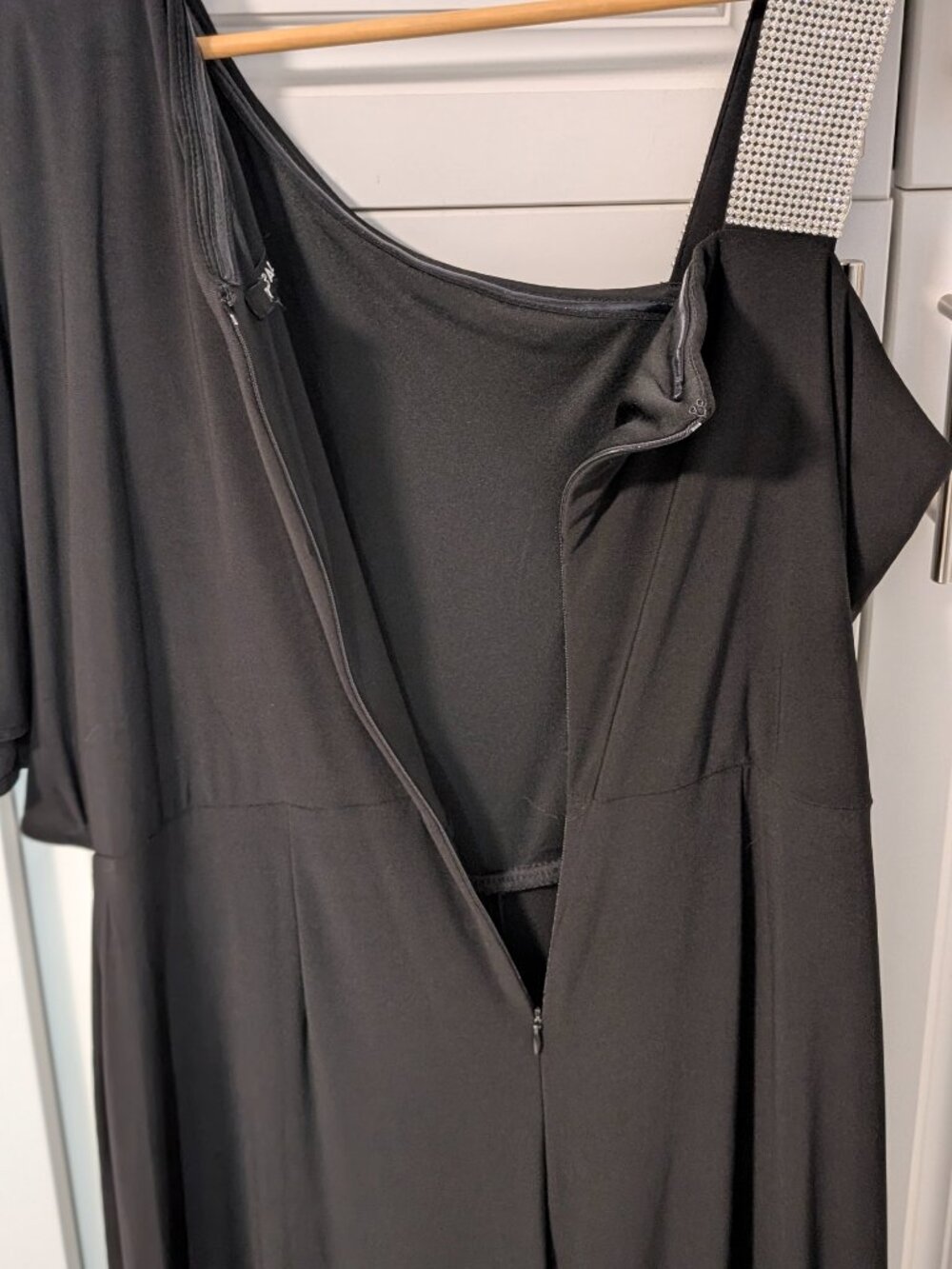 Rhinestone Strap Asymmetric Flutter Sleeve Overlay Jumpsuit - Picture 7 of 15